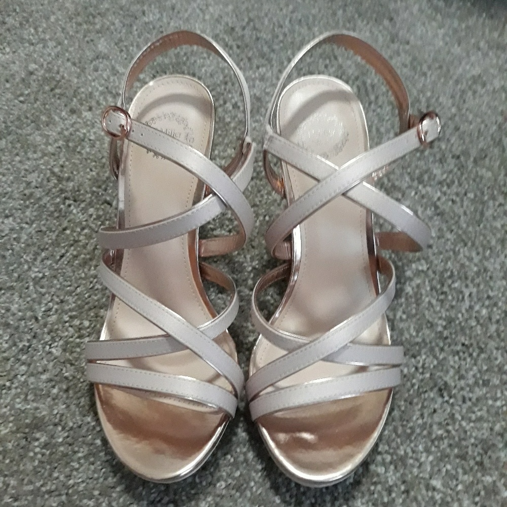 Super cute strappy heels
